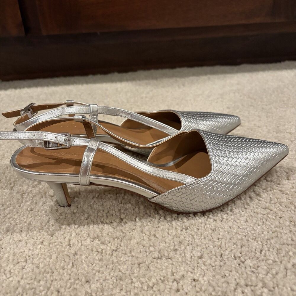 NWOB Nordstrom Rack Palmer Kitten Heel Sling back Pumps Women Shoes Silver Sz 7